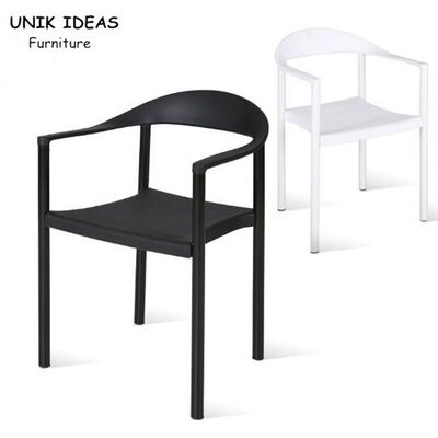İyi bir fiyat. Lounge Outdoor Leisure Chair With Armrest PP Plastic White Black Stacking 35x42x78 CM çevrimiçi
